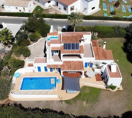 הוילה קארבואירו Casa Sacha מראה חיצוני תמונה
